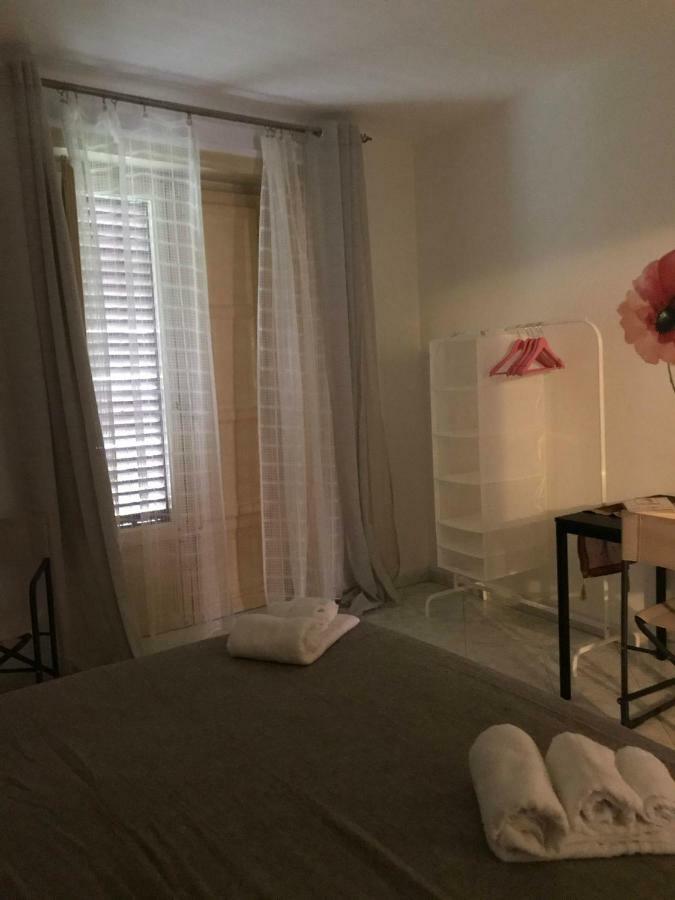 4 Passi Casa Vacanza ปาแลร์โม ภายนอก รูปภาพ